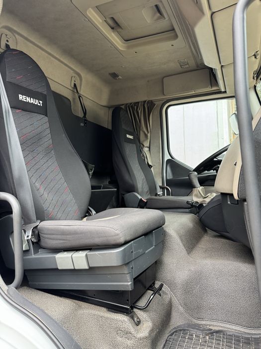 Renault Midlum 220