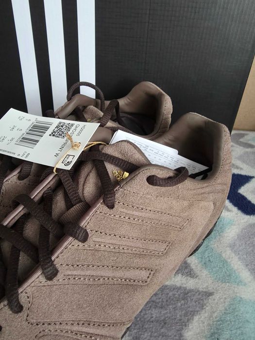 Sneakersy zamszowe Adidas Ghost Sprint brązowe - 40
