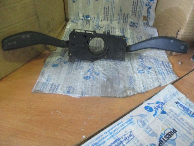 Conjunto / manetes de luzes e limpa vidros SEAT Ibiza III (6L1)