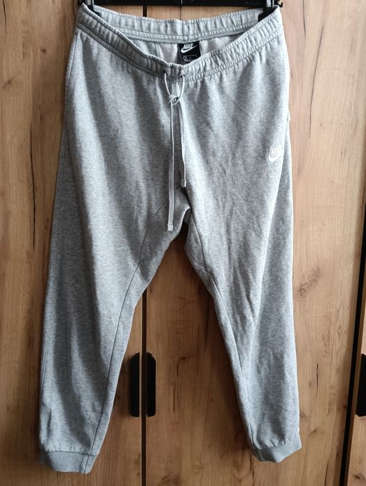 Dres Nike L spodnie Nike spodnie dresowe Nike