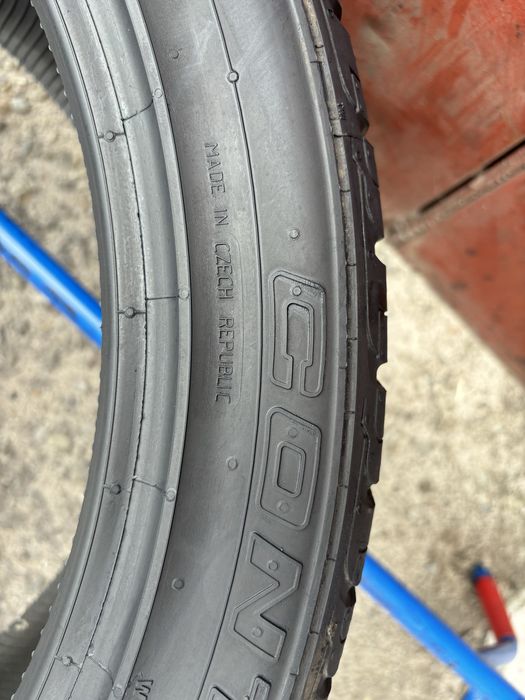 295/35/21 R21 Continental CrossContact UHP 1 шт літо