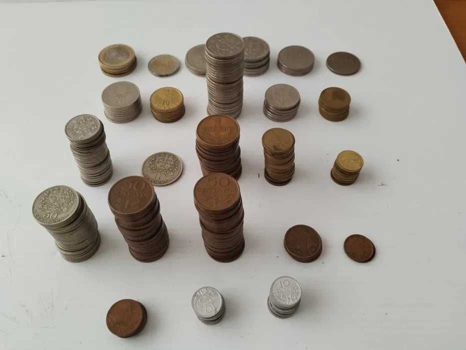 Moedas de escudo ($) anteriores ao euro (€)