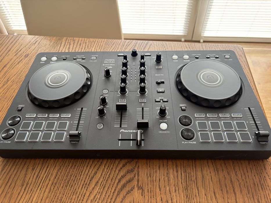 Pioneer dj ddj-flx4