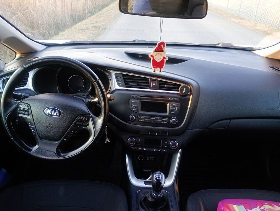 Kia cee'd combi 1.6 crdi 2017 rok