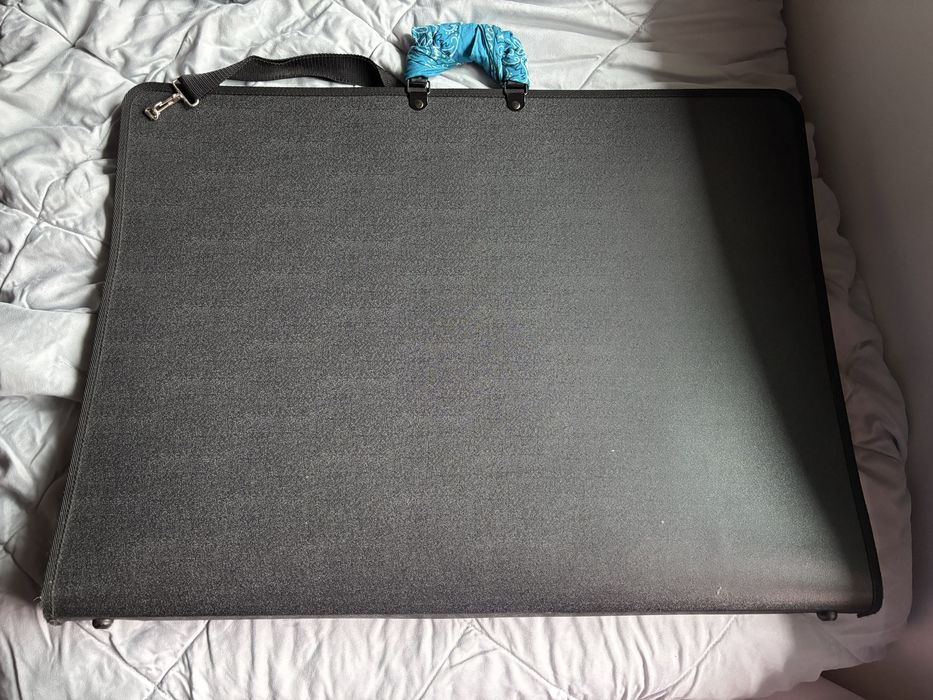 Capa desenho grande arrumação e transporte com pegas