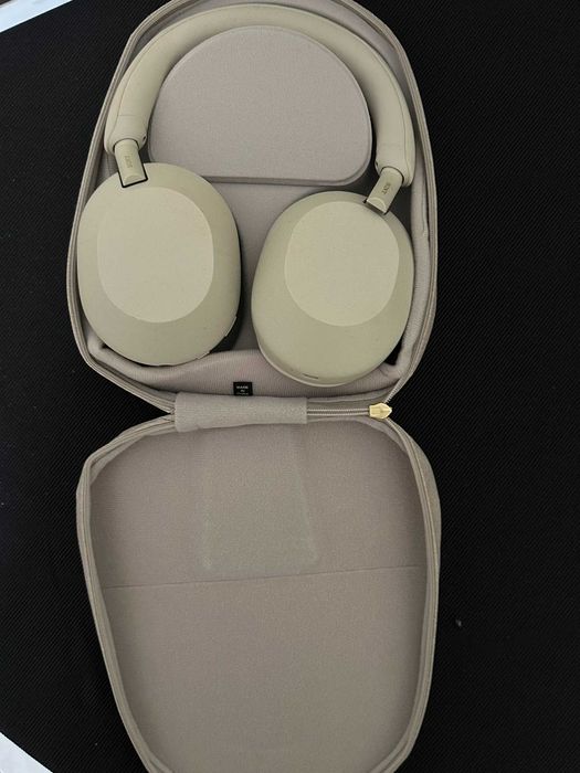 Sony WH-1000XM5 Noise Cancelling Headphones