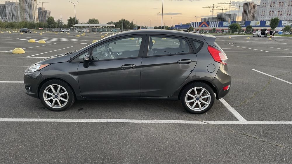 Продам  Ford fiesta , 1,6L,