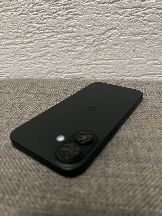 Iphone 16 256gb, 93% bateria, gwarancja