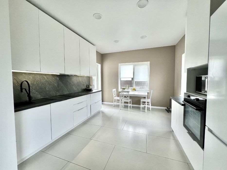 Окремий будинок з ремонтом 115м2 , ділянка 6 соток ! Сертифікат - Так