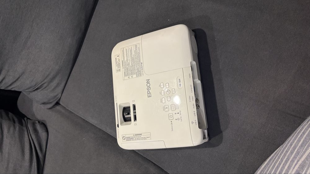Проектор EPSON EB-S04