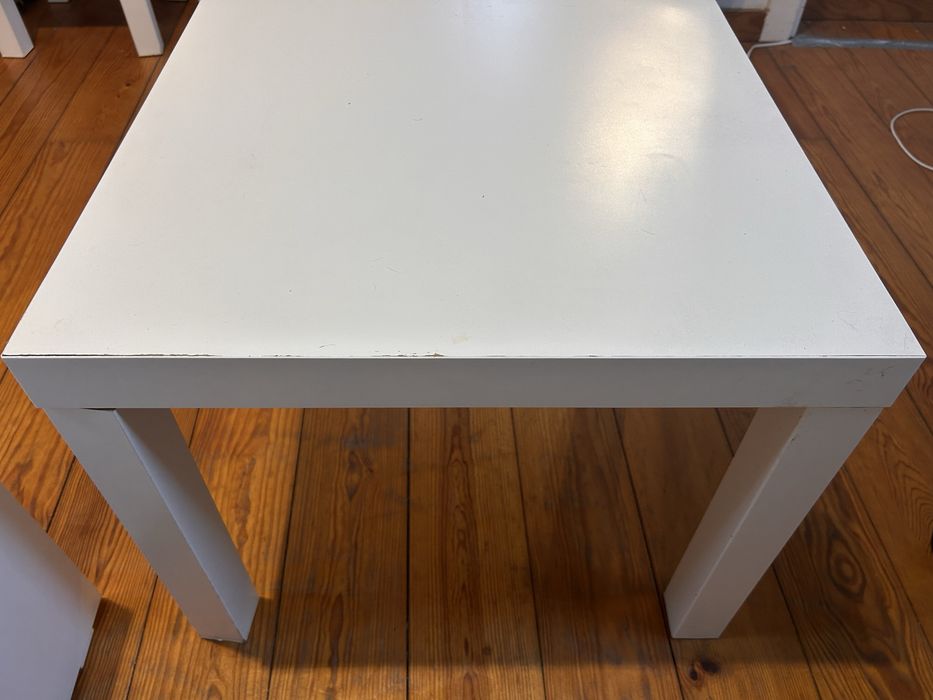Mesa de apoio LACK (IKEA)