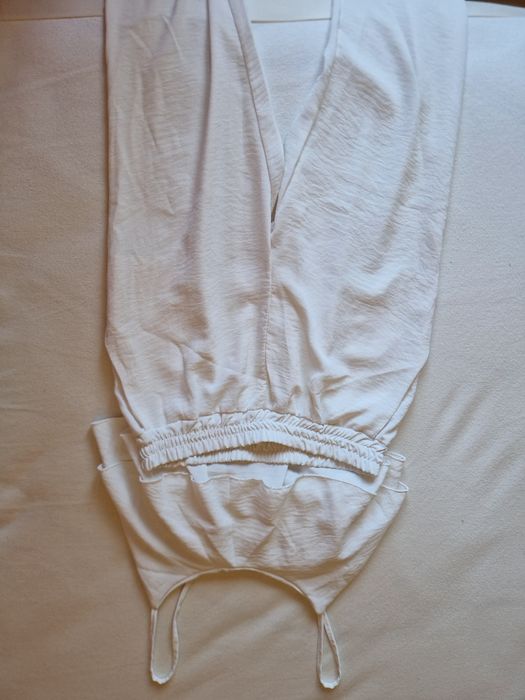 Conjunto tipo linho tom branco