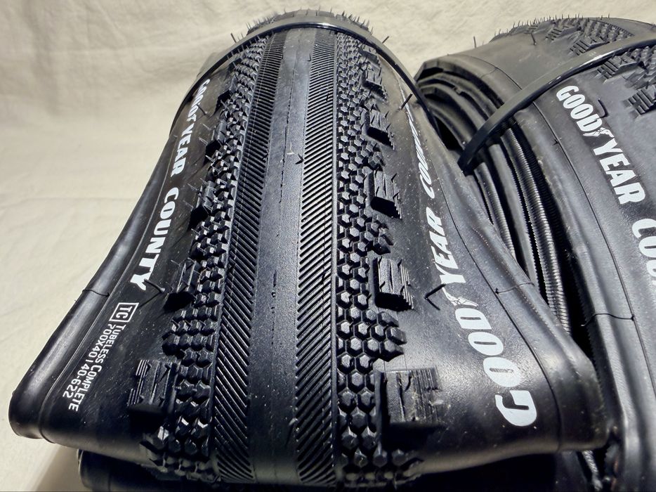 Opony GOODYEAR County 700x40c zwijane TubeLess ready