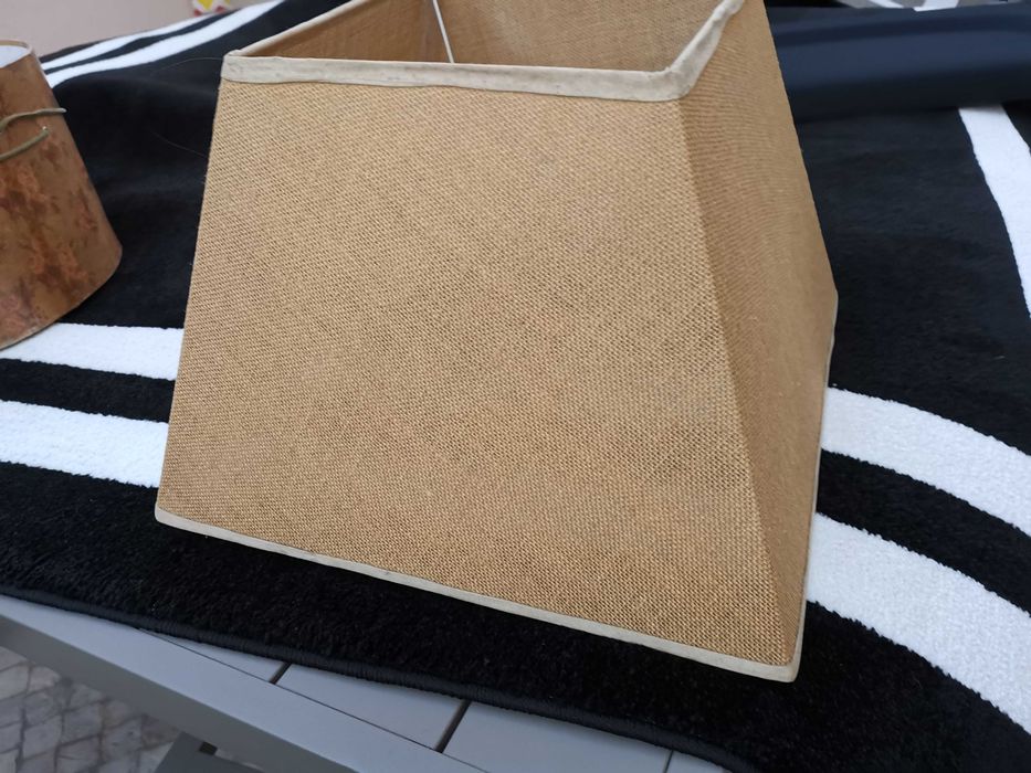 Abatjours teto e mesa