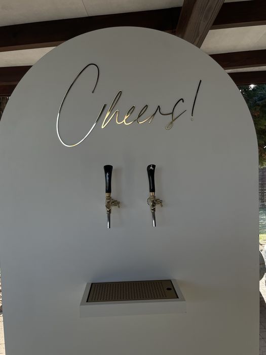 Tap Wall mobliny bar