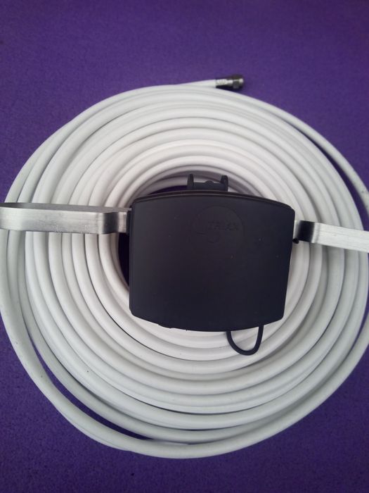 Продам комнатную антену.