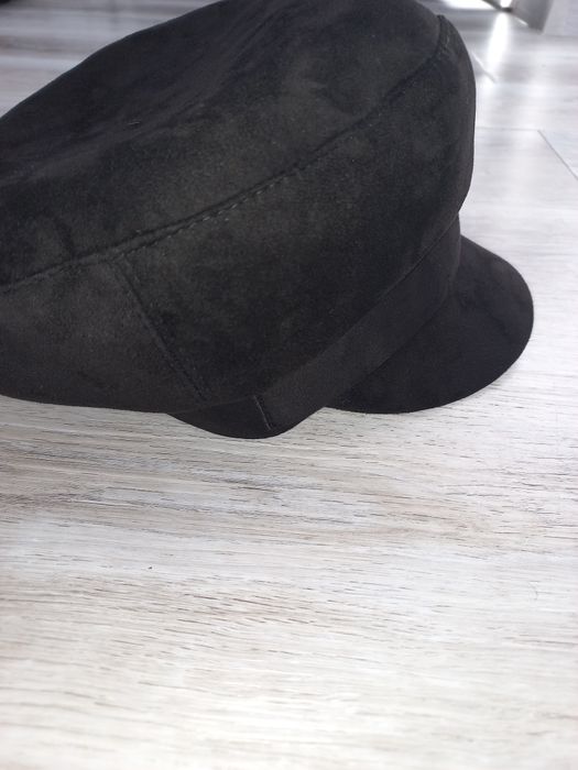 Жіночий бірет новий!!!