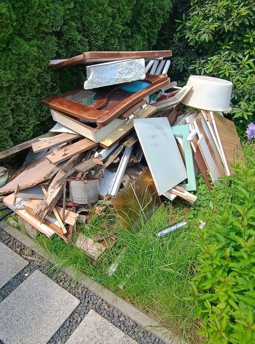 Utylizacja Mebli Wywóz Styropianu Wywóz Gruzu Opróżnianie Mieszkań Czyszczenie Piwnic Strychów GARAŻY Wywóz Śmieci