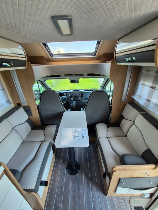 Wynajem Kampera z 2022r, 4 osobowy / Automat / PREMIUM