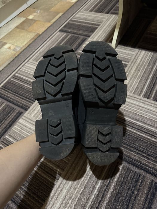 Ботинки  челсі осінь весна демі 39 розмір 25,5 см