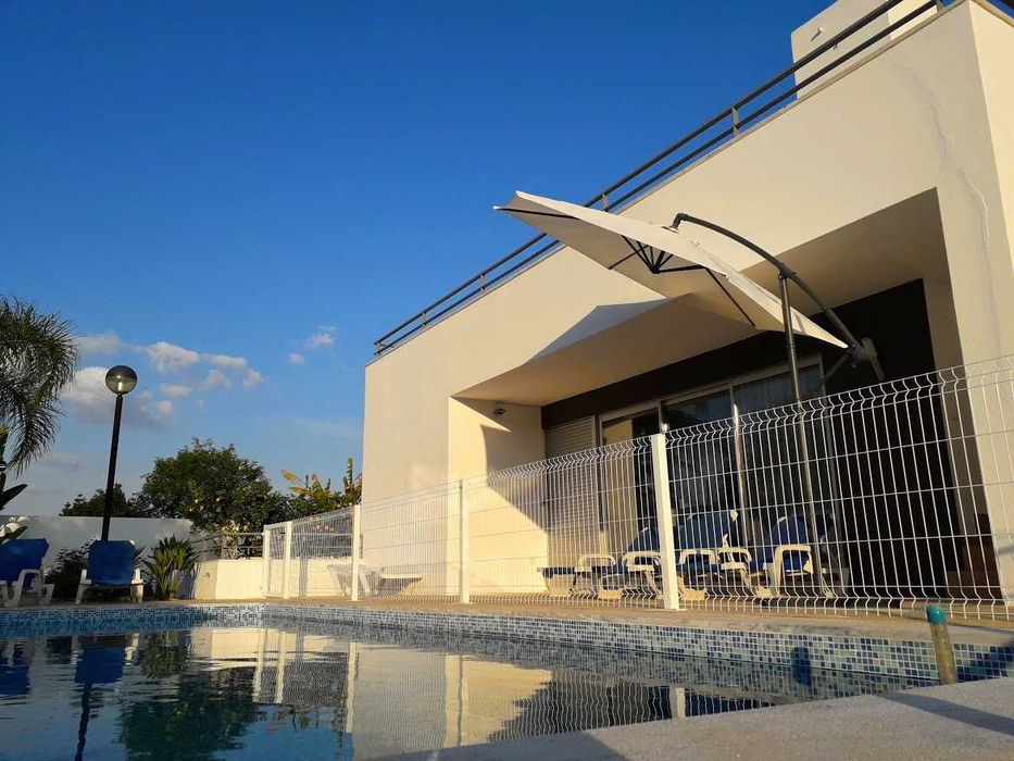 Casa Vista Castelo (Algarve) com Piscina Privada