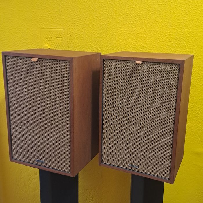 Colunas Quadral IR120E