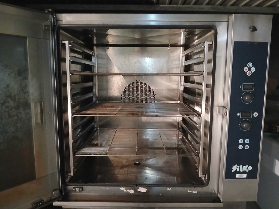 Forno Industrial 102X99X99 com Bancada Inox 100X100 + 70X80.