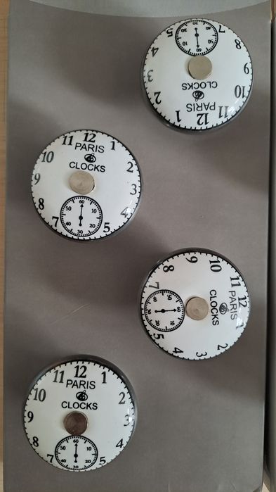 Conjunto de 4 puxadores de cerâmica NOVOS - DISPONÍVEL