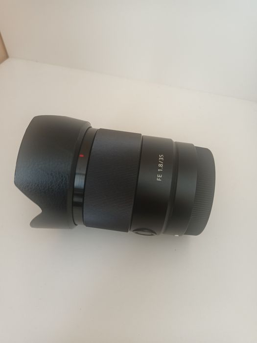 Sony 35mm f1.8 full frame