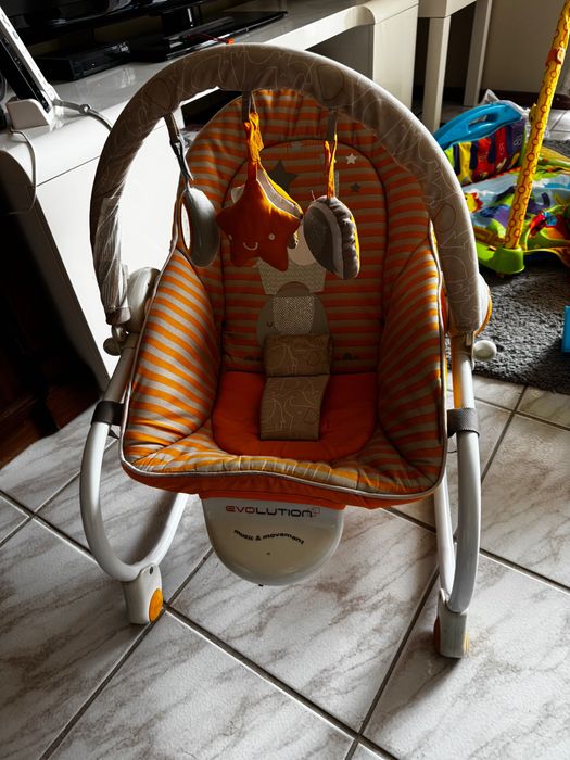 Espreguiçadeira com música e vibração Bebé