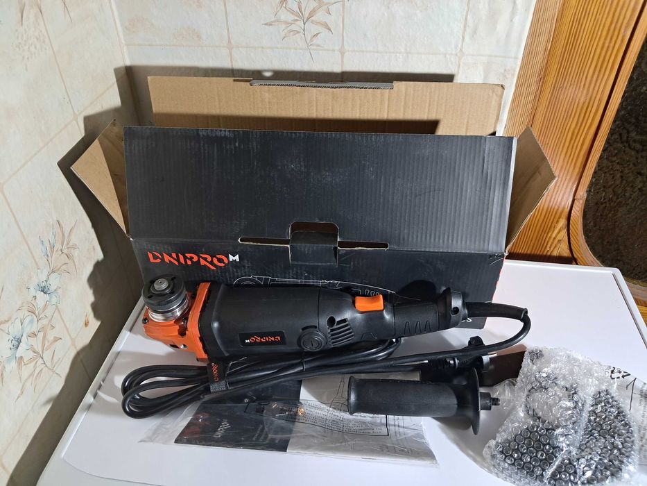 болгарка DNIPRO - M GL -125S Новая