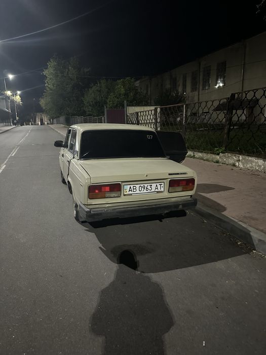 В продажі ваз 2107
