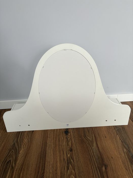 Toaletka z kolekcji Meblik BDB