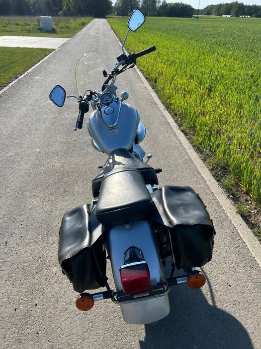 SUZUKI Intruder 125
