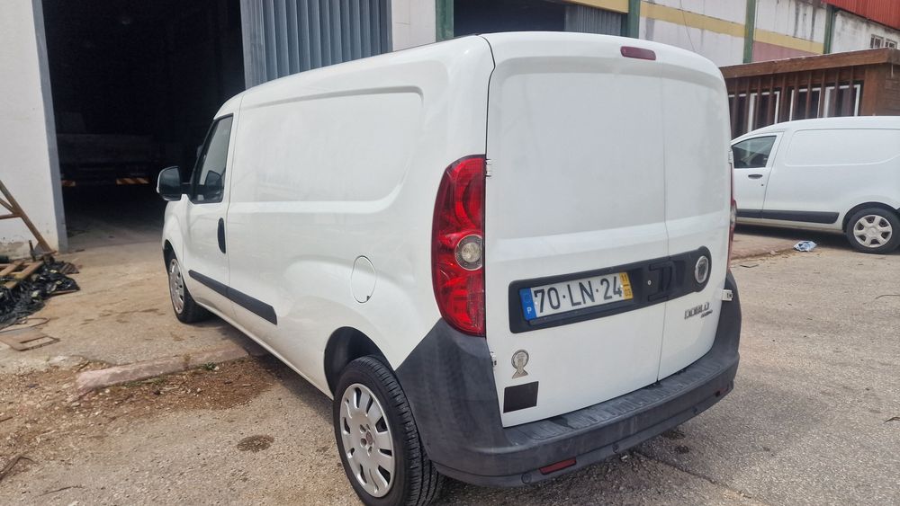 Fiat doblo maxi caicha com 2.10 1.600c 5 portas