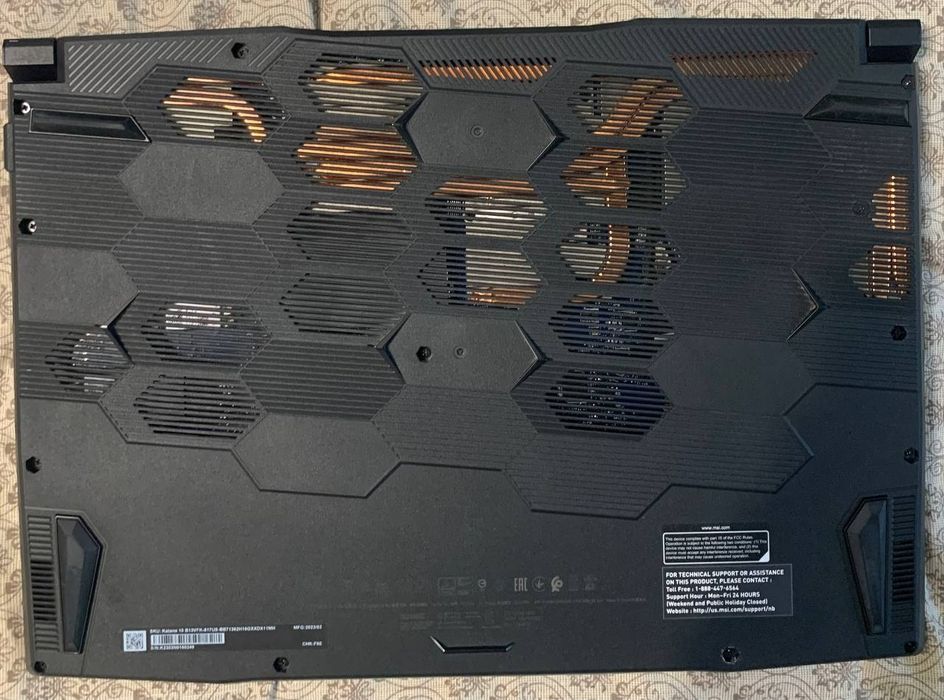 MSI Katana 15 B13V | i7-13620H / RTX 4060 / 16GB RAM / 1TB SSD