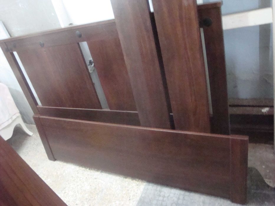 cama com duas gavetas ikeia
