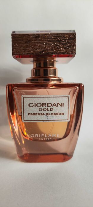 Oriflame Giordani Gold Essenza Blossom - woda toaletowa 50 ml