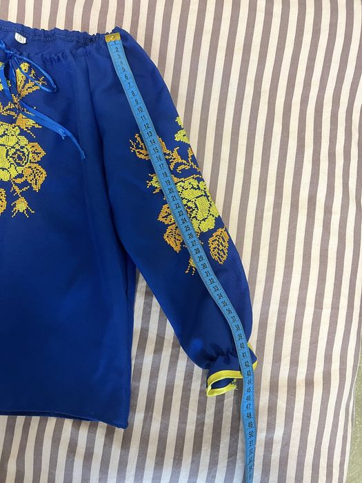 Вишиванка дитяча 600 грн за дві штуки