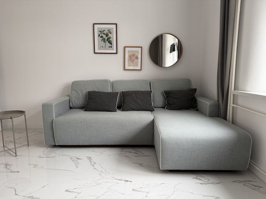 Sprzedam rozkładaną kanapę z dodatkowym pojemnikiem na pościel