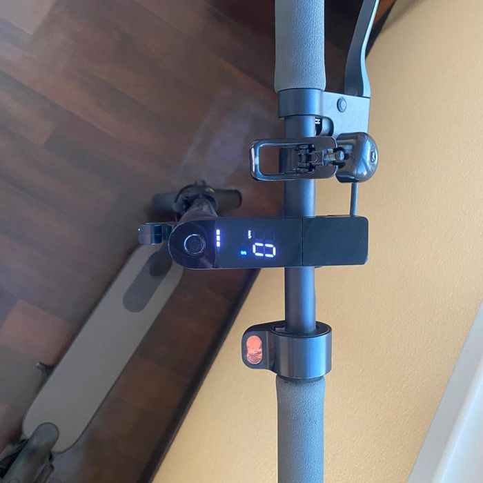 Самокат MI Electric Scooter Essential