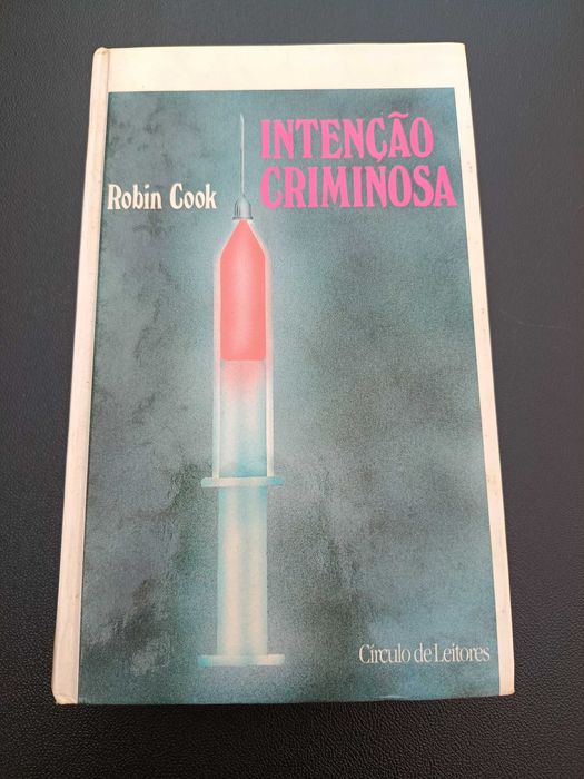 Livro "Intenção Criminosa", de Robin Cook