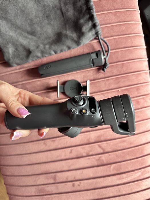 Dji osmo mobile 6 gimbal