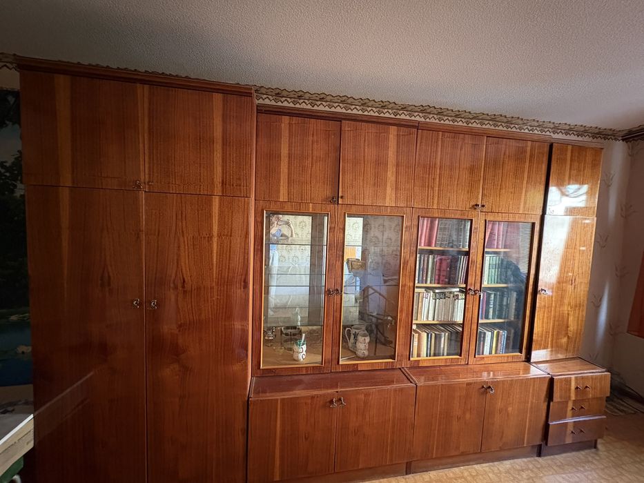 Стінка для вітальні