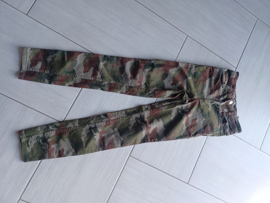 Spodnie moro jansowe zara  34