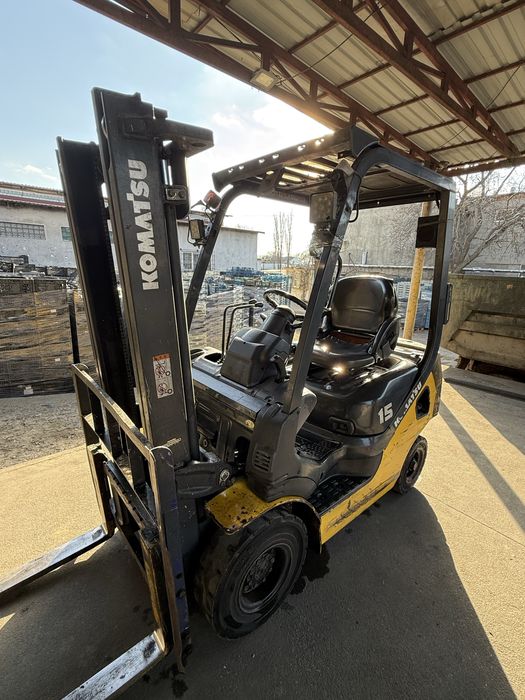 Погрузчик KOMATSU 1,5т дизель.