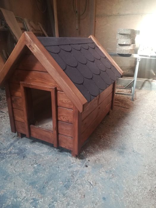 Buda dla dużego psa Sosnowa