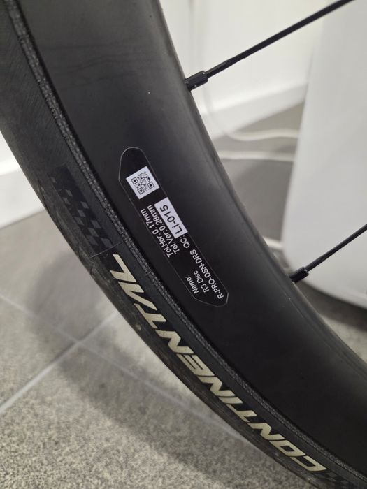 Rodas carbono Novatec R3 Disc CL Pro Carbon SRAM XDR