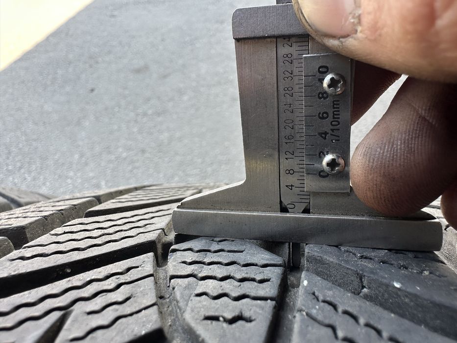 Шини 215 55 18 95T Goodyear Ultra Grip Performance комплект