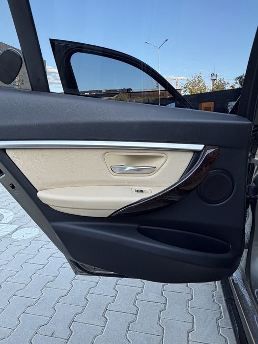 BMW 3 Series 2017 VIN WBA8B9G33HNU57141 фото оголошення 8 з 13